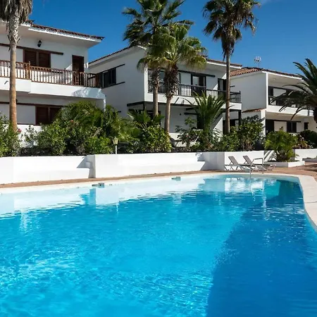 3 Bedroom Ocean Shore Appartement