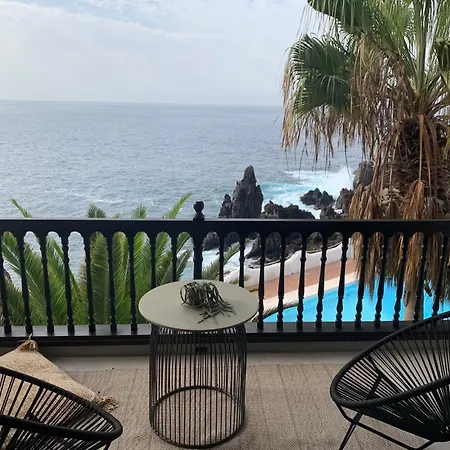 3 Bedroom Ocean Shore Appartement *